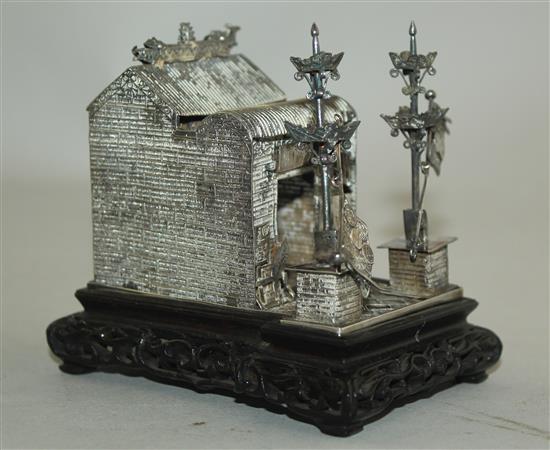 A Chinese silver filigree work model of a pavilion, late 19th century, height 9.5cm